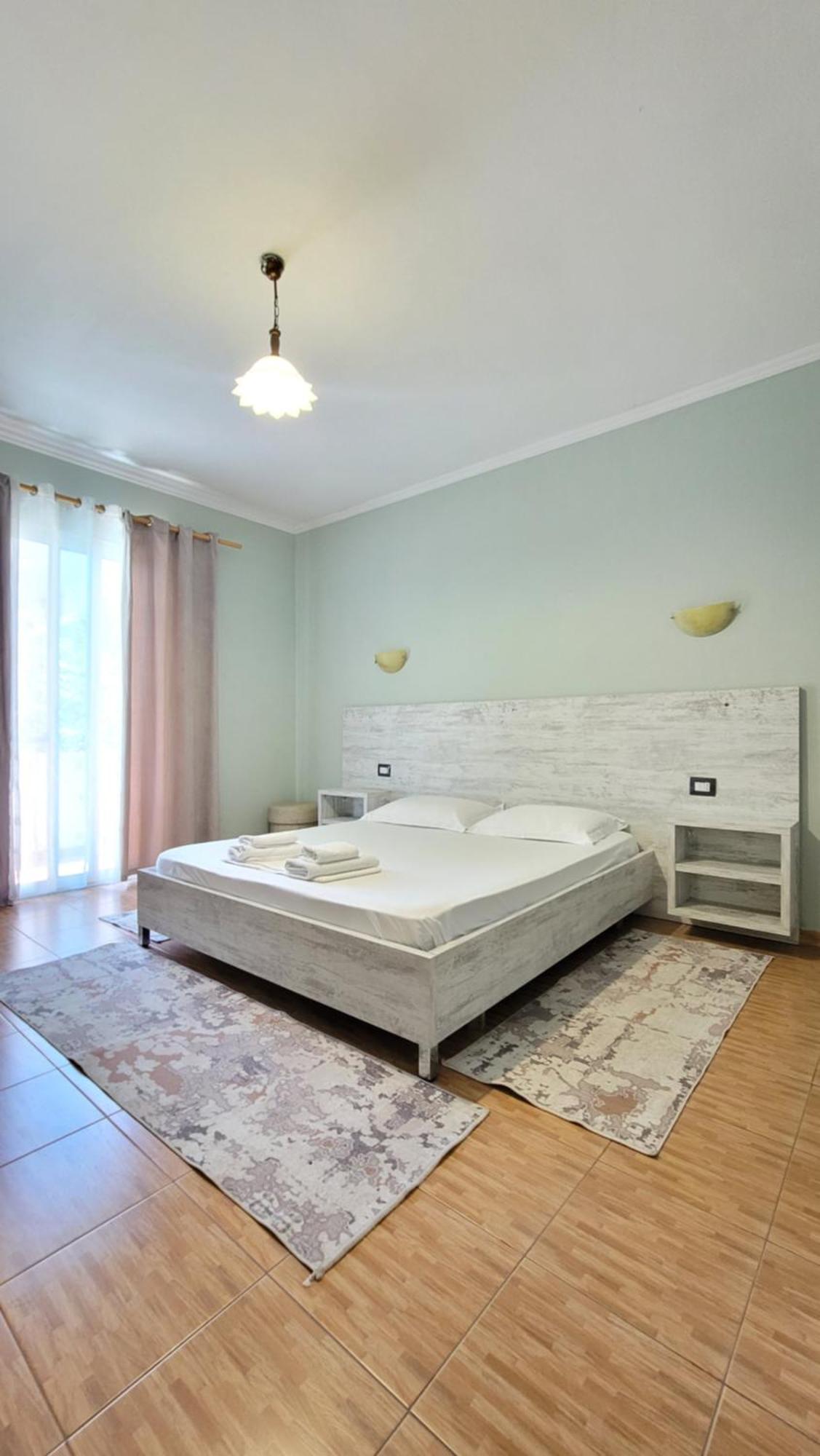 Hotel Ceka Дуррес Экстерьер фото
